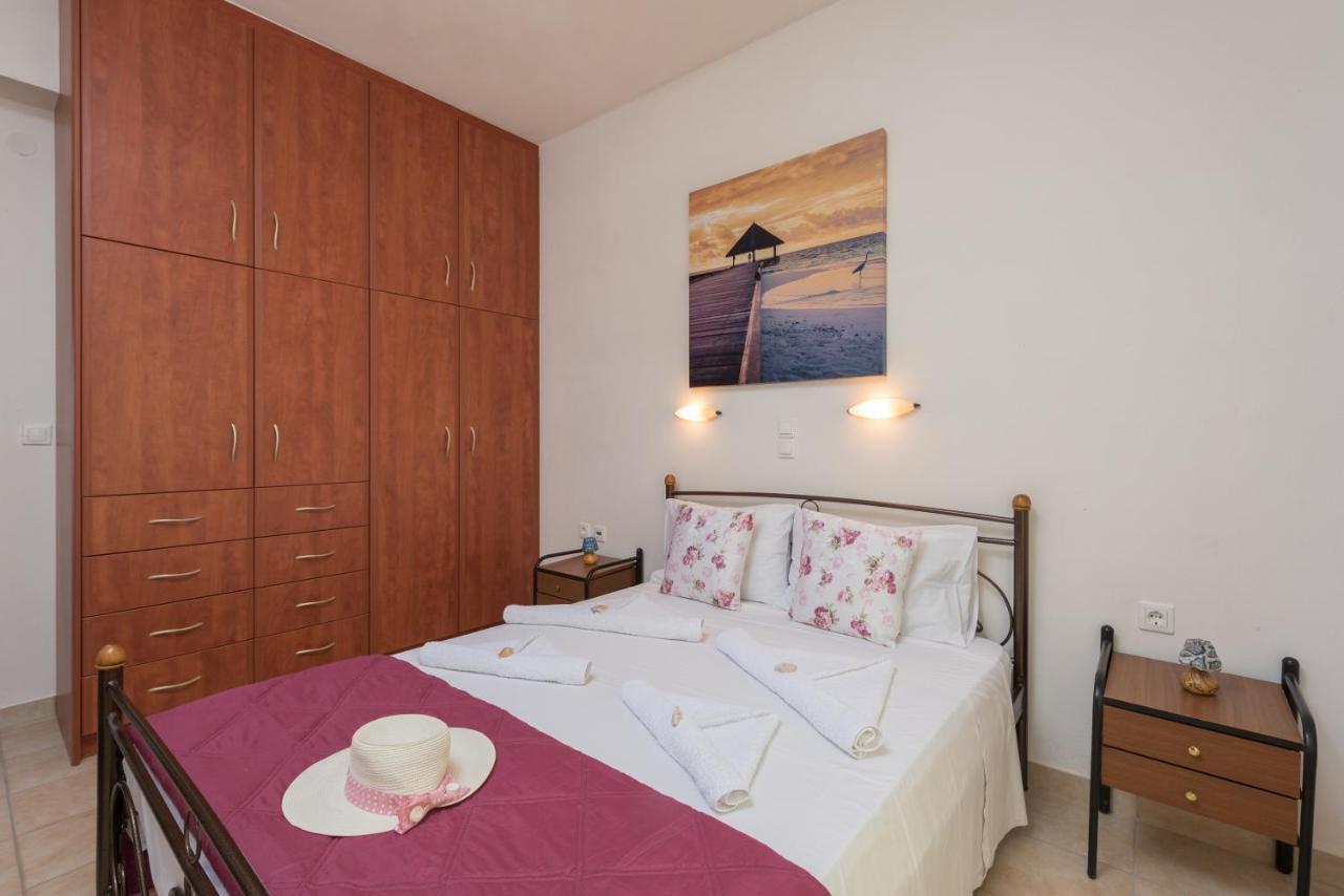 Domus Lukas Apartments Marathiás Buitenkant foto
