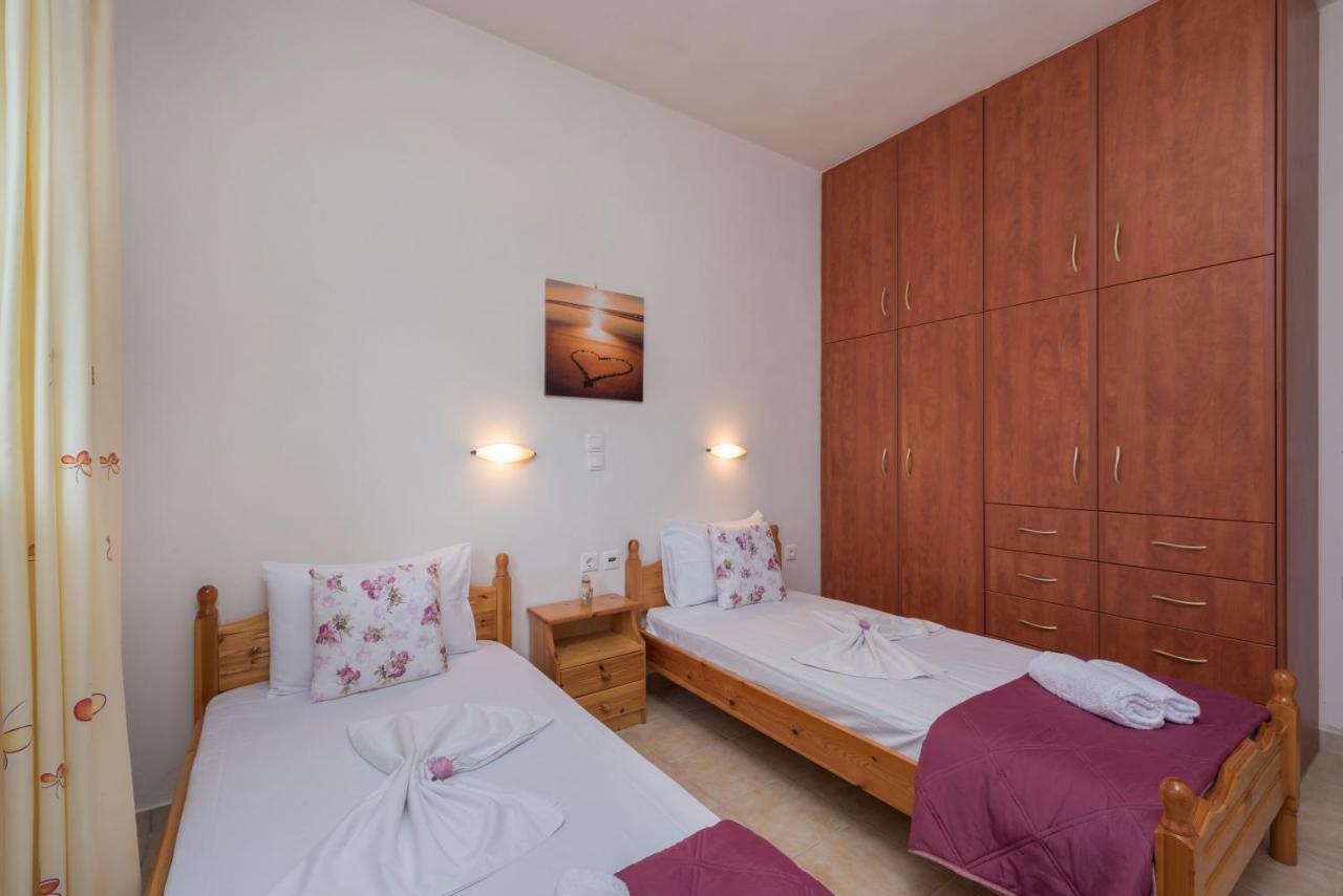 Domus Lukas Apartments Marathiás Buitenkant foto